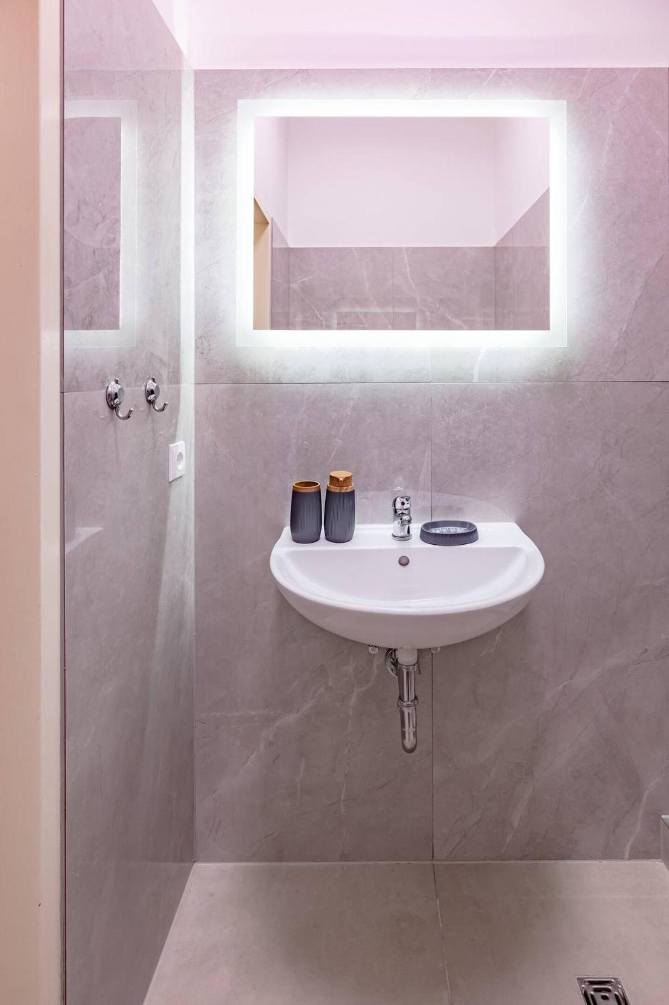 Bh5 Ron Apartment เบอร์ลิน ภายนอก รูปภาพ